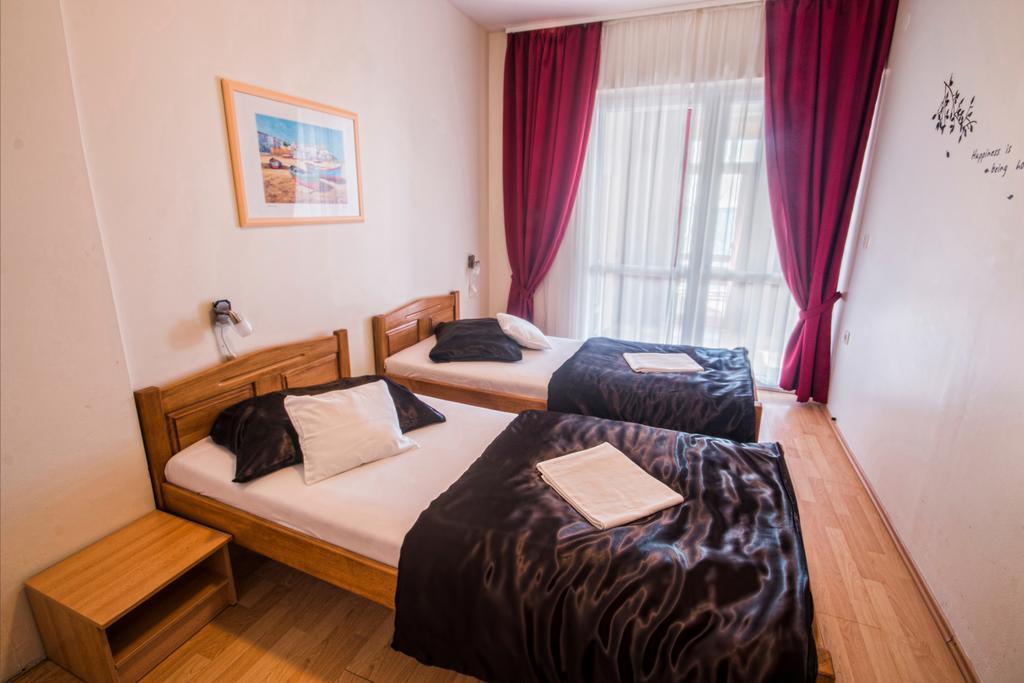 Aparthotel Castrum Novum Novigrad (Istria) Room photo