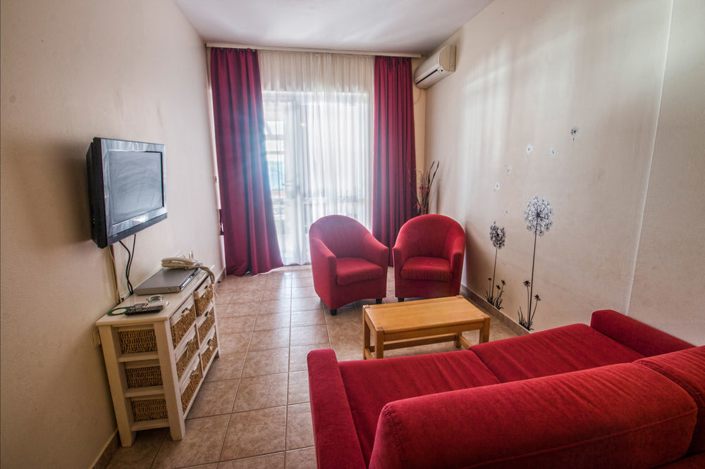 Aparthotel Castrum Novum Novigrad (Istria) Exterior photo