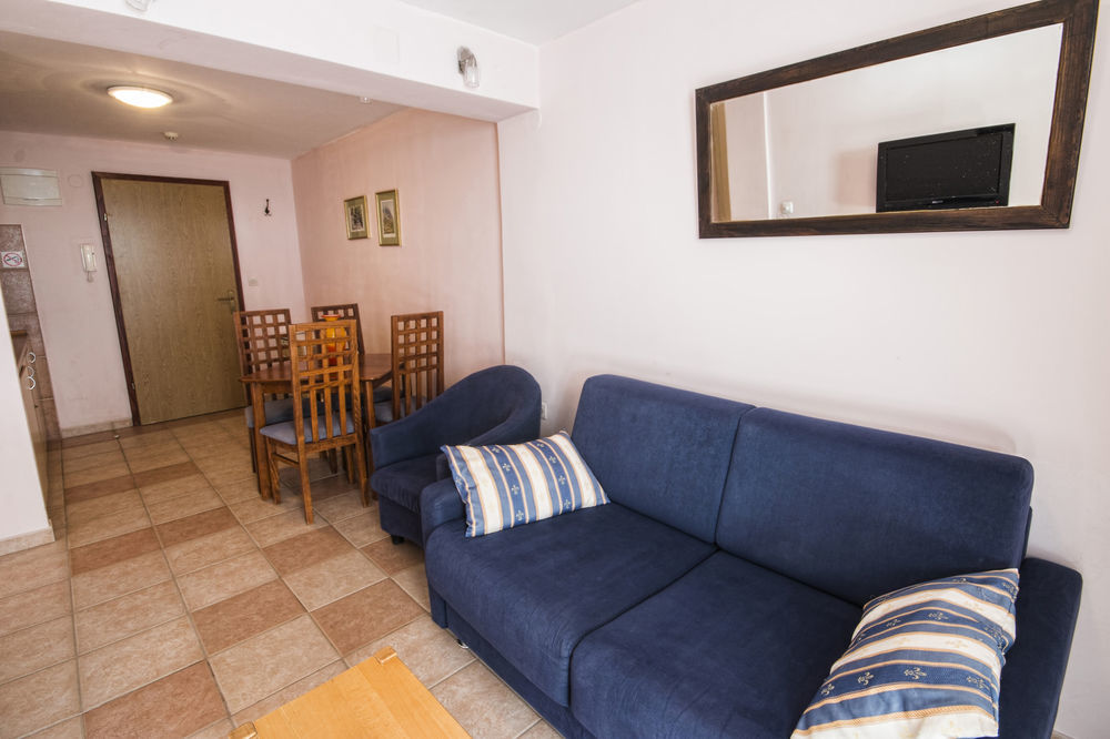 Aparthotel Castrum Novum Novigrad (Istria) Exterior photo